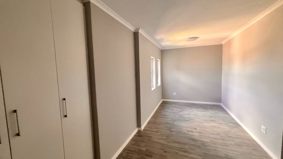 2 Bedroom Property for Sale in Table View Western Cape